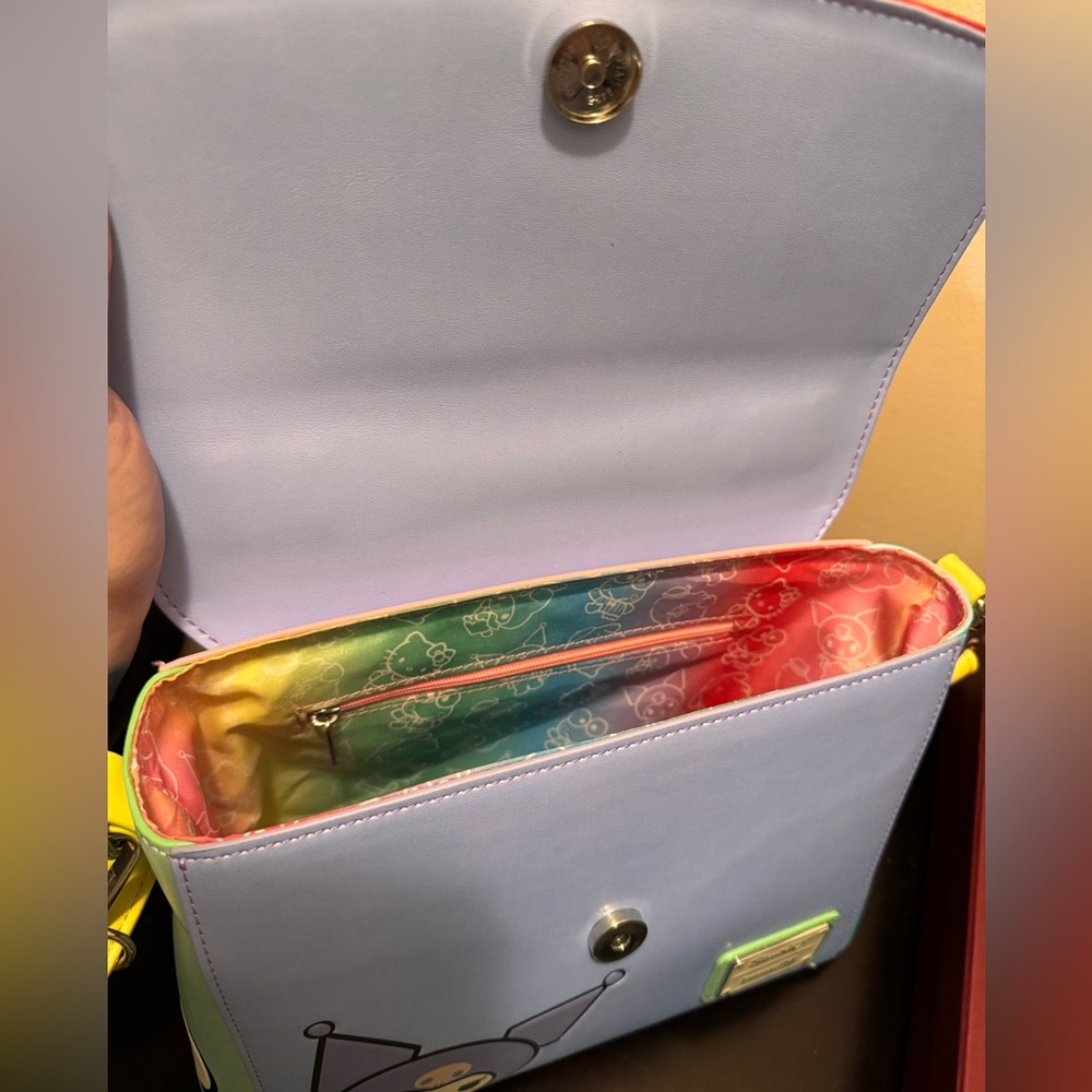 Loungefly Red and Blue Hello Kitty Purse - Picture 5 of 5